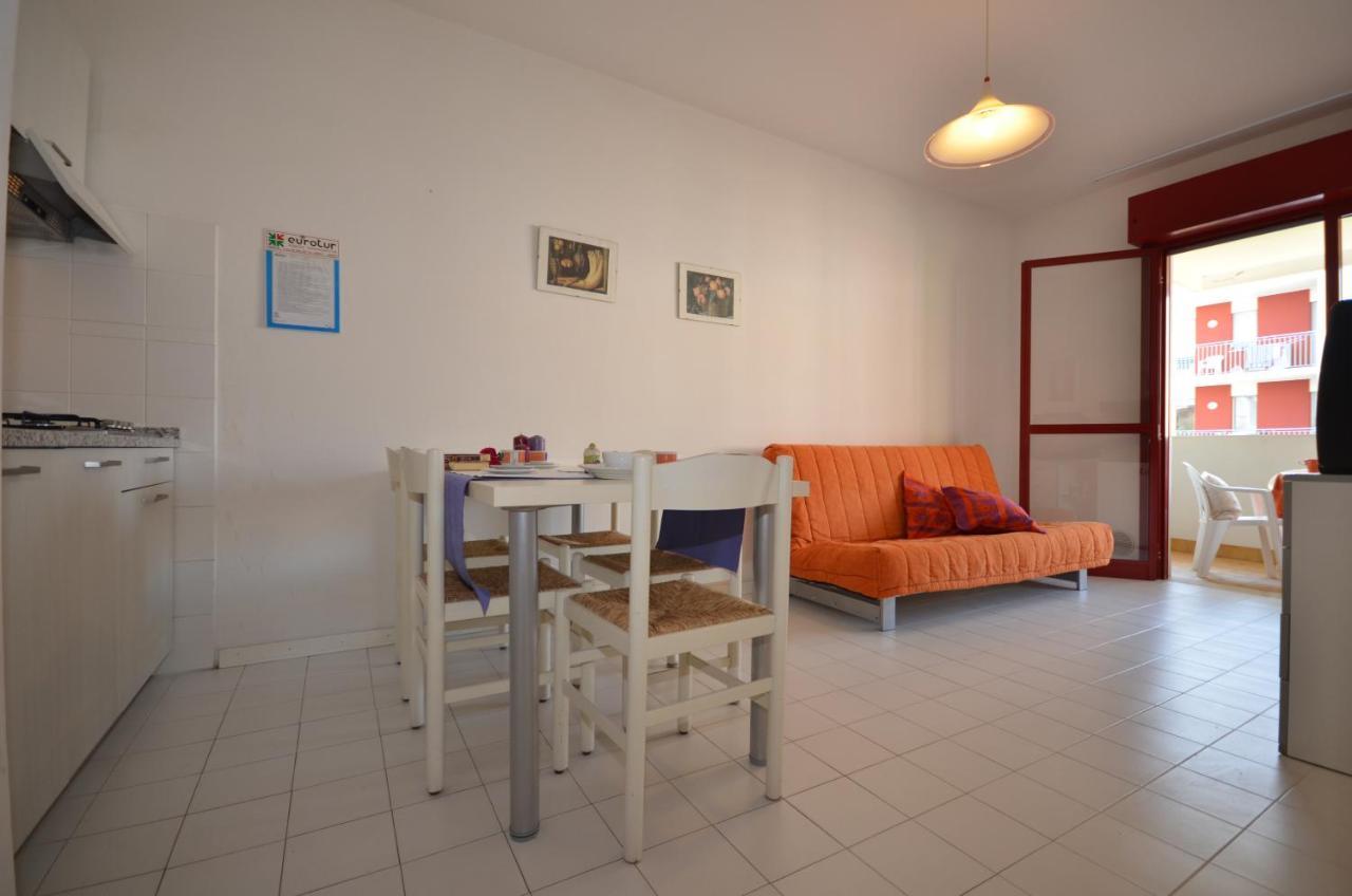 Appartamenti Betania Bibione Bagian luar foto