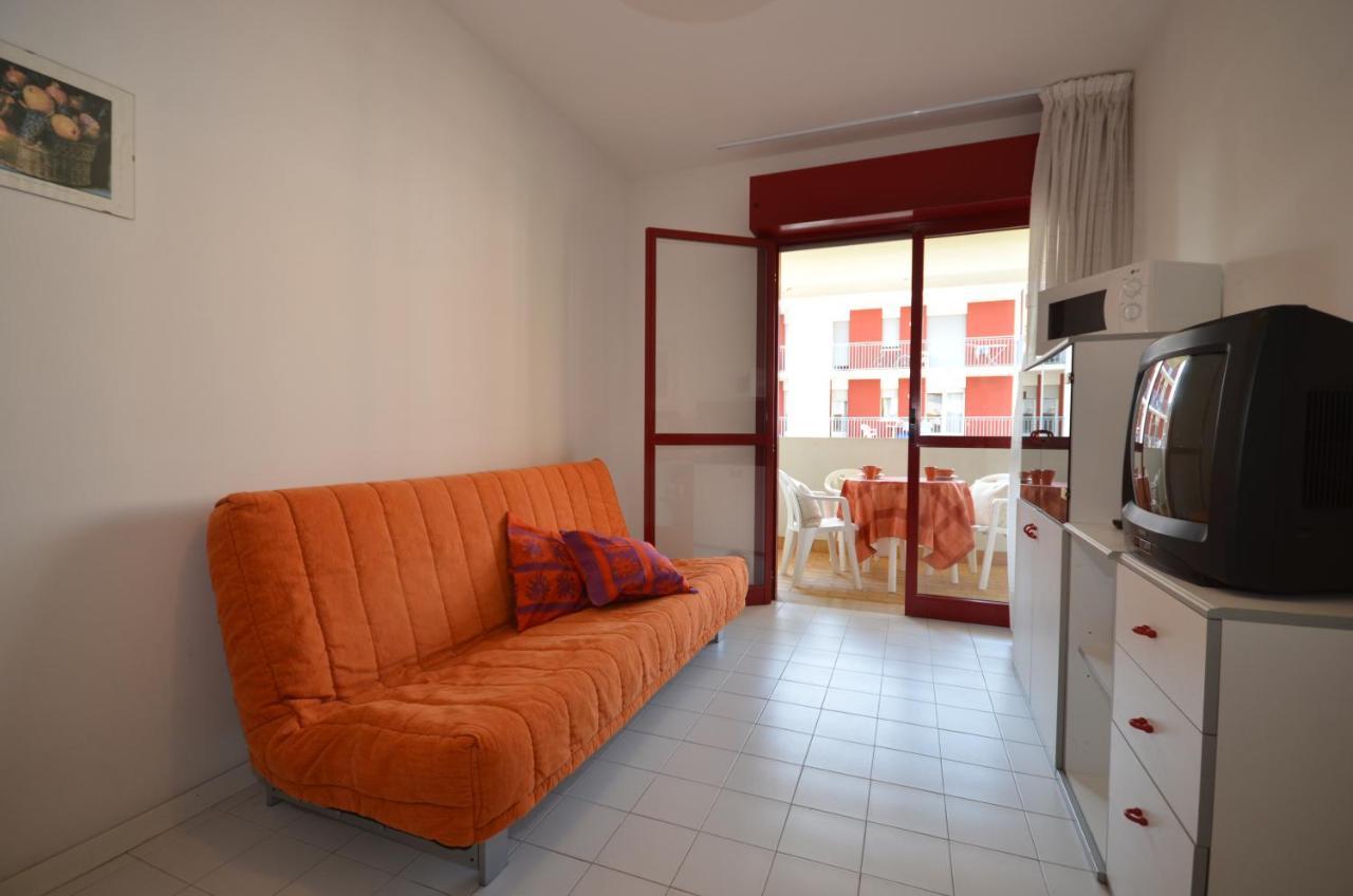 Appartamenti Betania Bibione Bagian luar foto